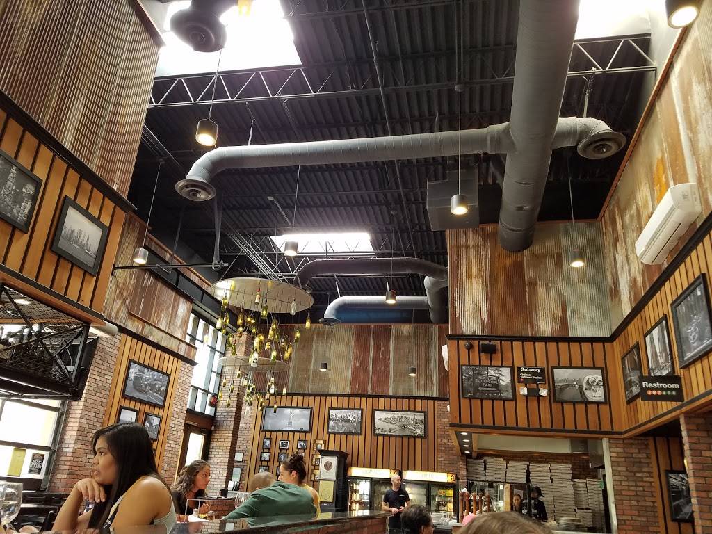 Quarry Village | shopping mall | 260 E Basse Rd, San Antonio, TX 78209, USA | 2108329211 OR +1 210-832-9211