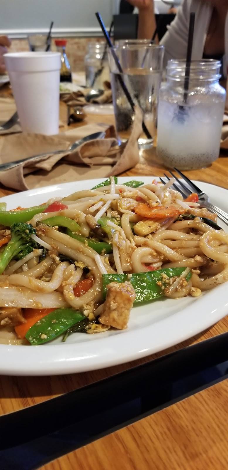 Maias Asian cuisine | restaurant | 1890 S Old Orchard Ln, Lewisville, TX 75067, USA | 4696300606 OR +1 469-630-0606