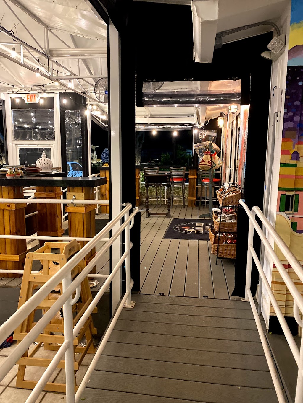 Italian Food Company | restaurant | 98070 Overseas Hwy, Key Largo, FL 33037, USA | 3054402700 OR +1 305-440-2700