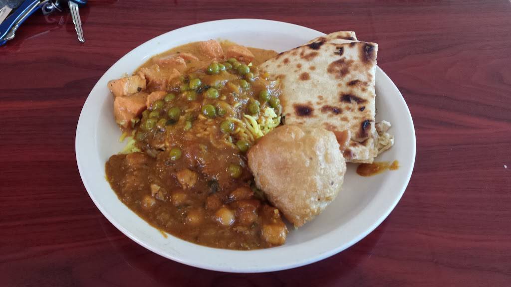 Reemas Indian Cuisine | restaurant | 607 S Illinois Ave, Carbondale, IL 62901, USA | 6184576666 OR +1 618-457-6666