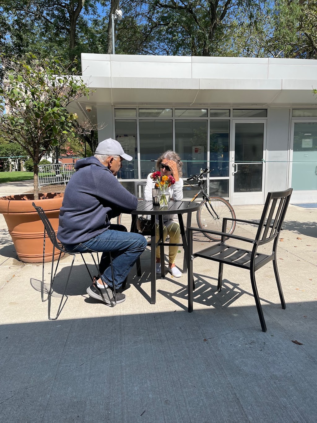 The Yard | restaurant | 55 Park Pl, Newark, NJ 07102, USA | 9732730033 OR +1 973-273-0033