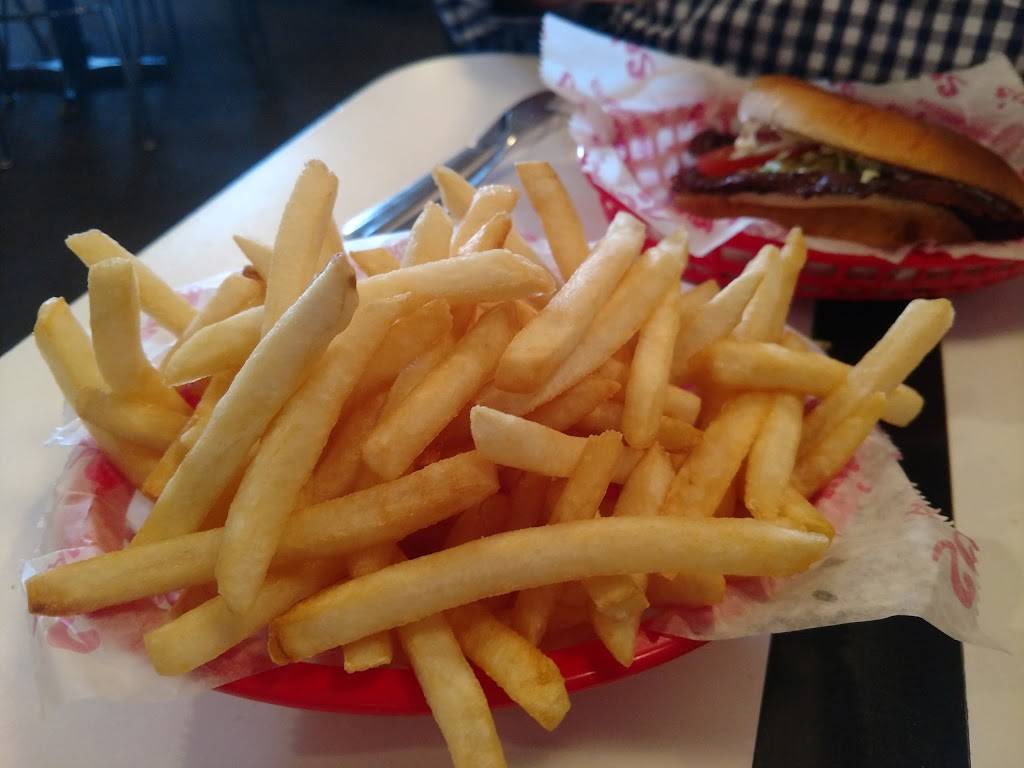 Schoops Hamburgers | restaurant | 3905 45th St, Highland, IN 46322, USA | 2199246012 OR +1 219-924-6012