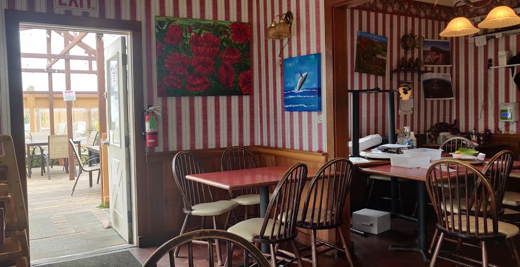 Rollerville Cafe | cafe | 22900 Shoreline Hwy, Point Arena, CA 95468, USA | 7078822077 OR +1 707-882-2077