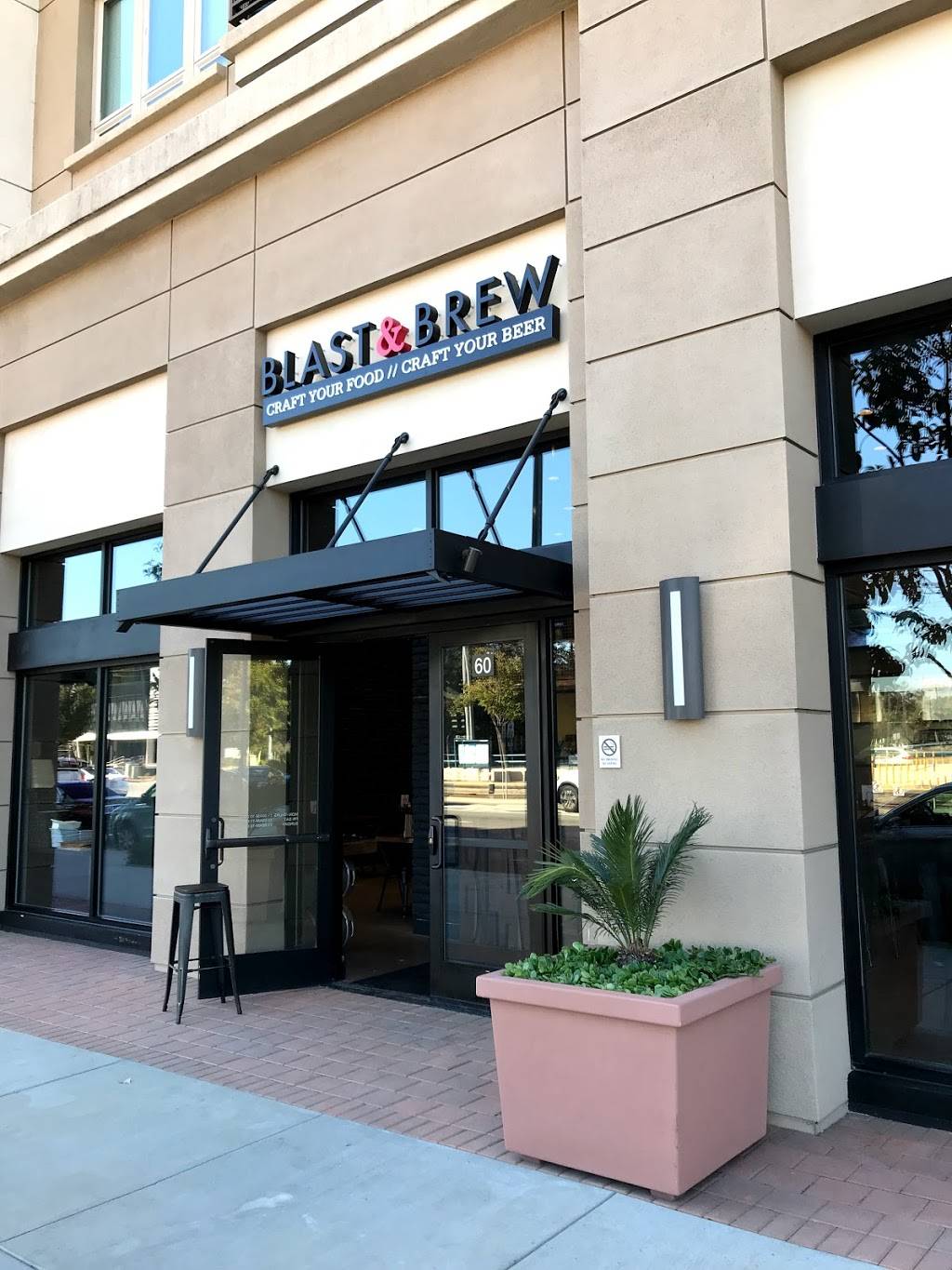 Blast & Brew | restaurant | 55 River Oaks Pl Ste 60, San Jose, CA 95134, USA | 4087703090 OR +1 408-770-3090