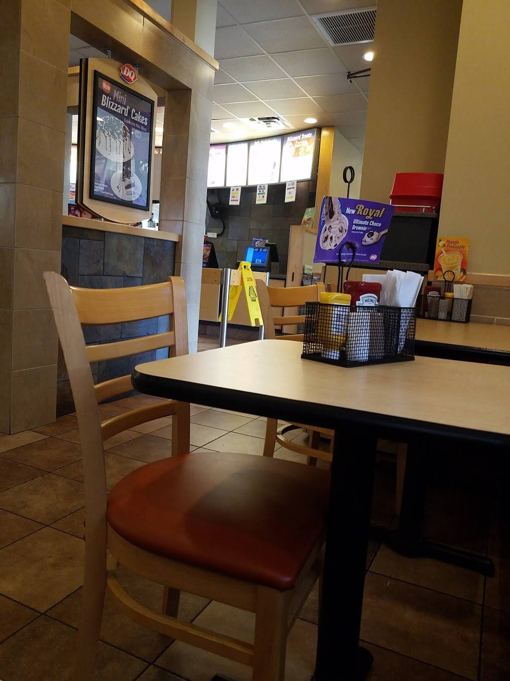 Dairy Queen Store | restaurant | 2818 N Main St, Baytown, TX 77521, USA | 2814203531 OR +1 281-420-3531