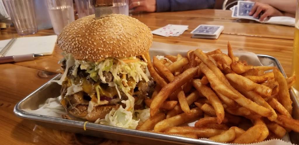 Nineteen33 | restaurant | 1873 Willamette Falls Dr, West Linn, OR 97068, USA | 5033058249 OR +1 503-305-8249