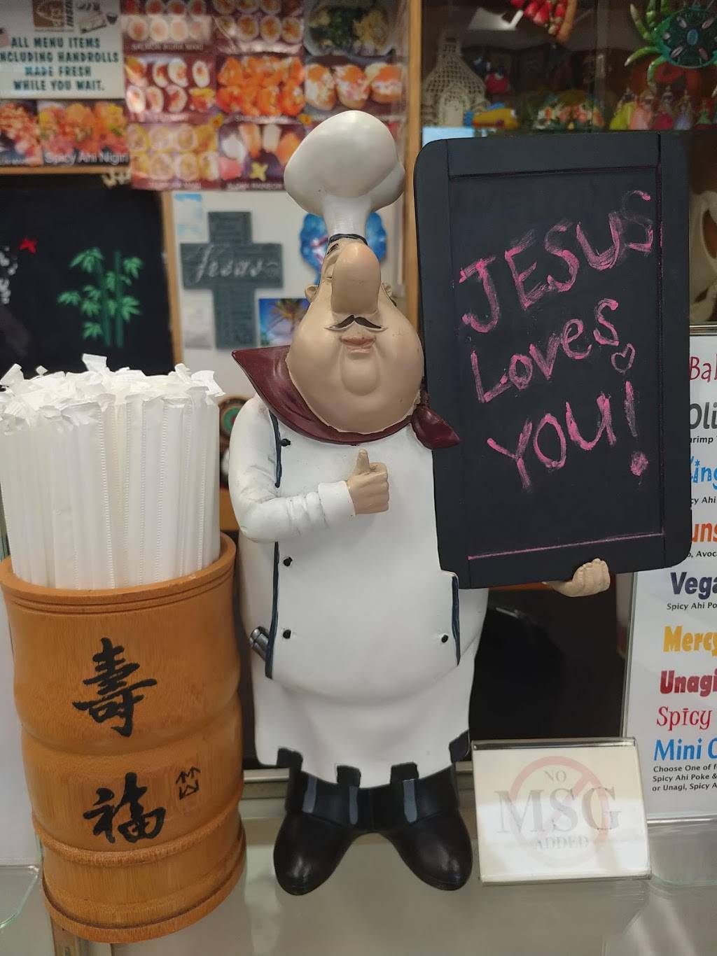 Aloha Sushi | restaurant | 1982, 3131 N Nimitz Hwy #105, Honolulu, HI 96819, USA | 8088338884 OR +1 808-833-8884