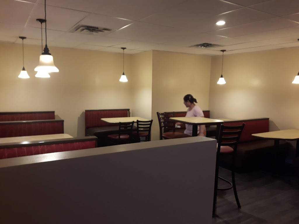 Vangs Thai Sushi Restaurant | restaurant | 106 Talbot St N, Essex, ON N8M 2C4, Canada | 5197767337 OR +1 519-776-7337