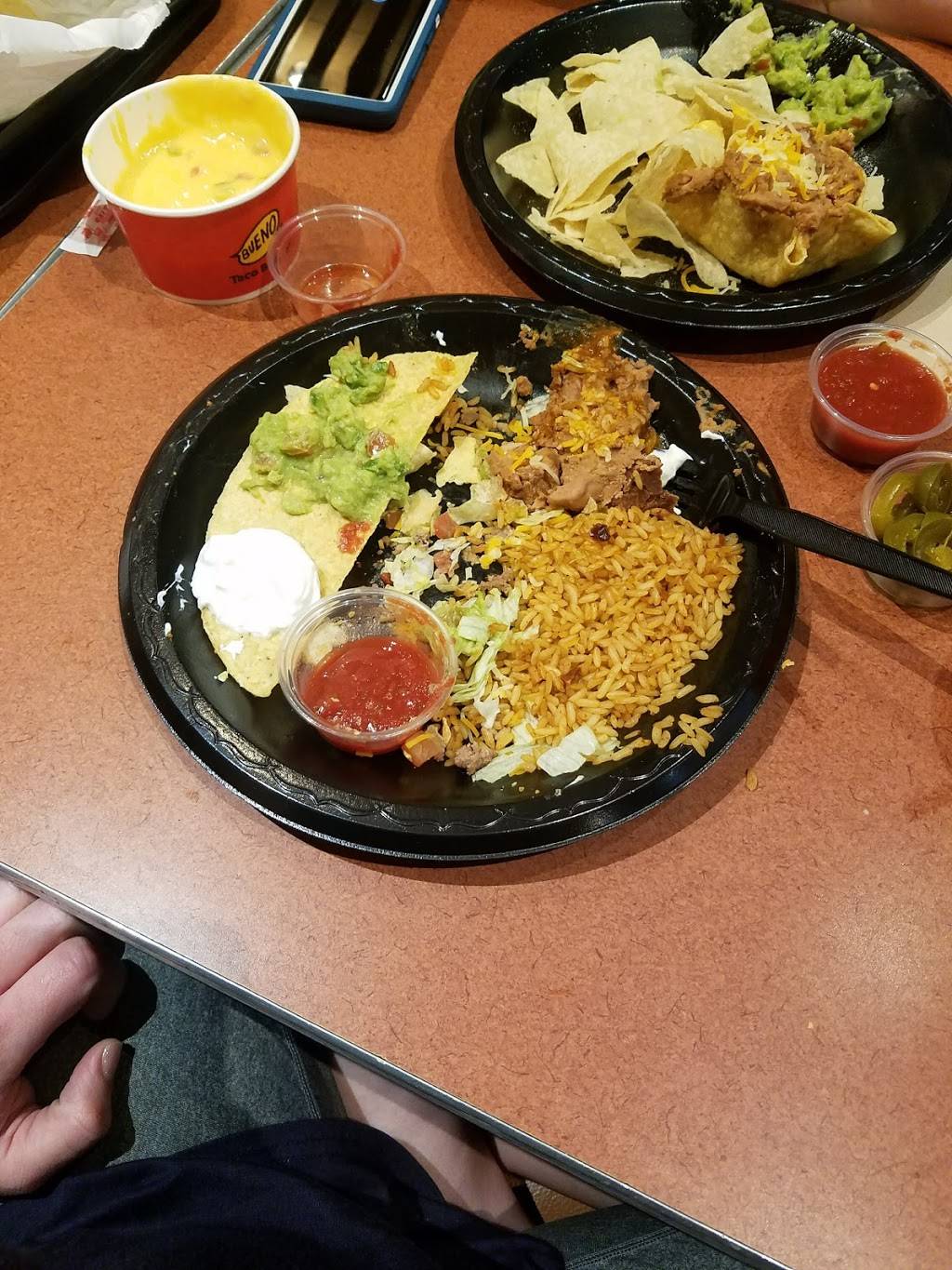 Taco Bueno | restaurant | 945 W Memorial Rd, Oklahoma City, OK 73114, USA | 4057511997 OR +1 405-751-1997