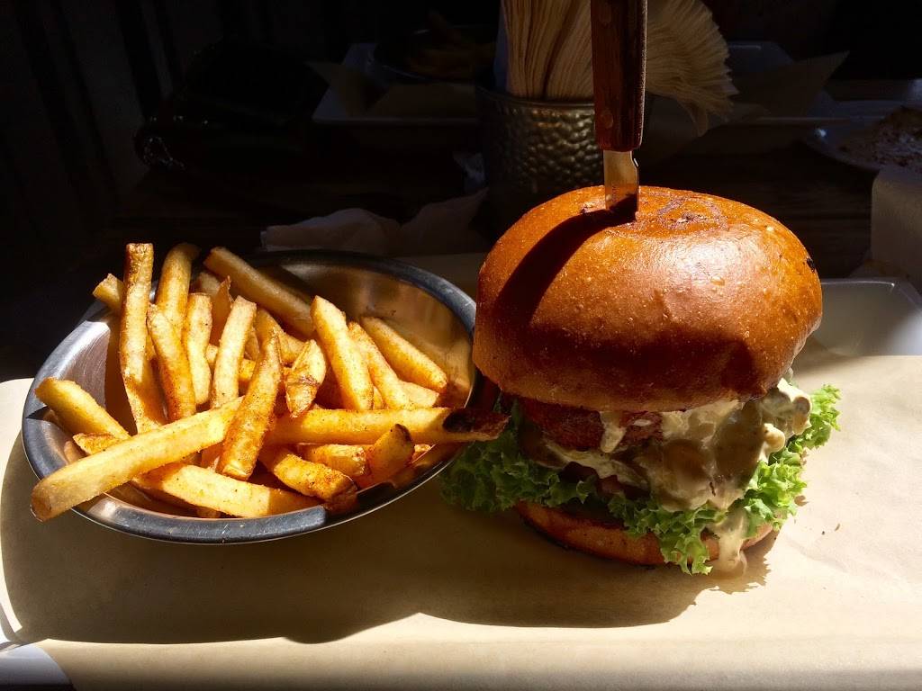 Milnovecientos88 | restaurant | Calle Diez 521, Zona Centro, 22800 Ensenada, B.C., Mexico | 016461740508 OR +52 646 174 0508