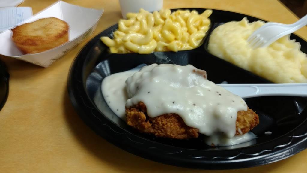 Big Johns Treat Shoppe | restaurant | 120 Williams Way SW, Calhoun, GA 30701, USA | 7066296255 OR +1 706-629-6255