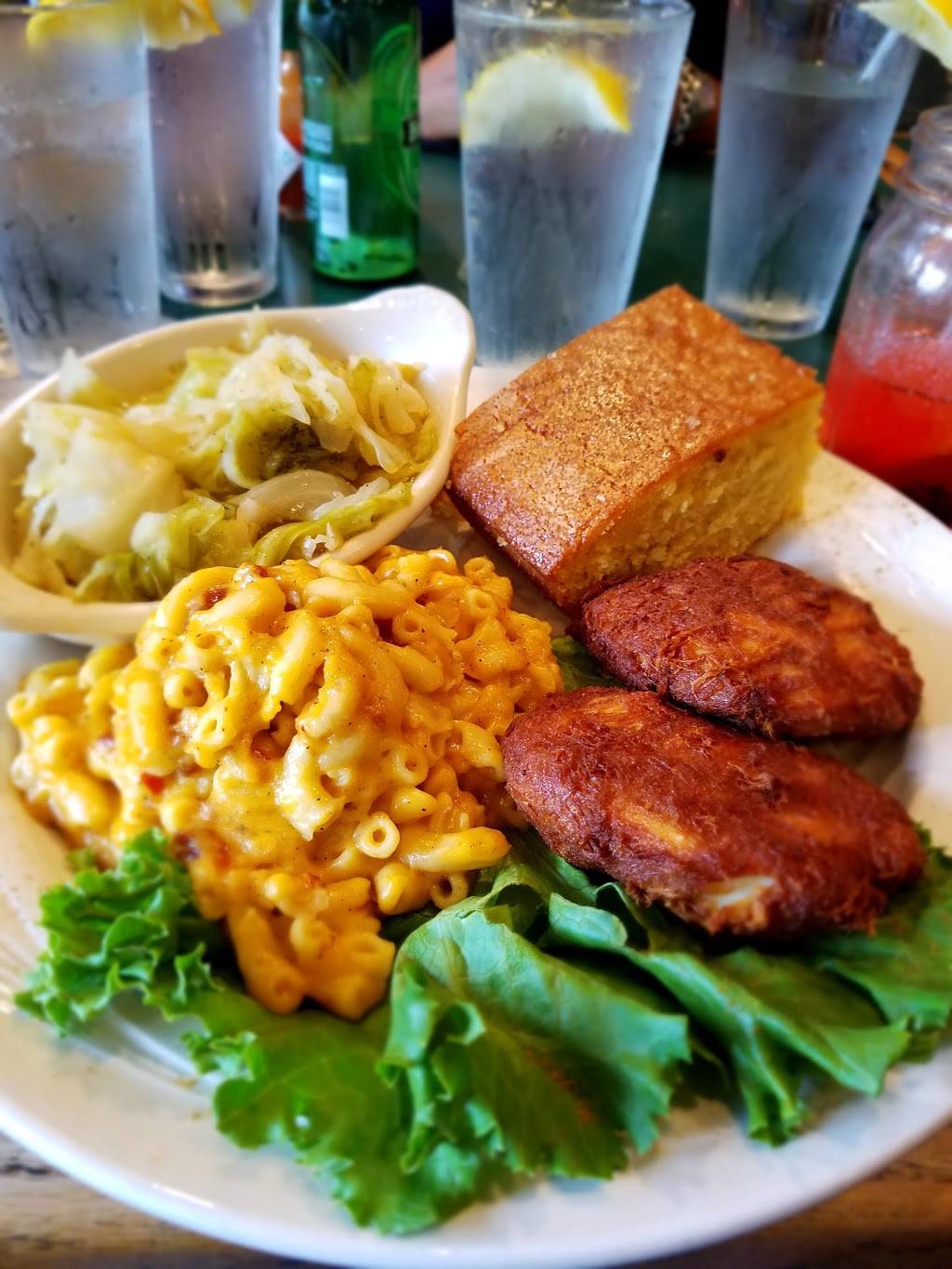 Croakers Spot | Richmond | restaurant | 1020 Hull St, Richmond, VA 23224, USA | 8042690464 OR +1 804-269-0464