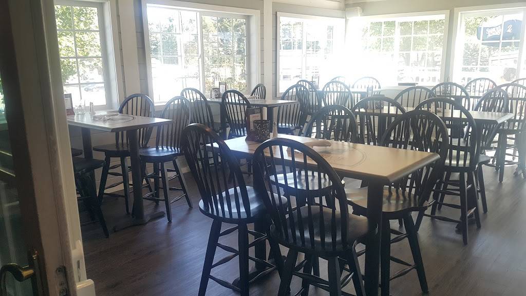 The Coach Stop | restaurant | 176 Mammoth Rd, Londonderry, NH 03053, USA | 6034372022 OR +1 603-437-2022