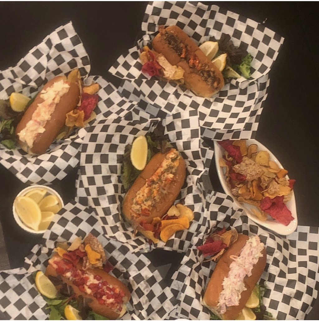 BK Lobster (Clinton Hill) | restaurant | 572 Myrtle Ave, Brooklyn, NY 11205, USA | 3478449393 OR +1 347-844-9393