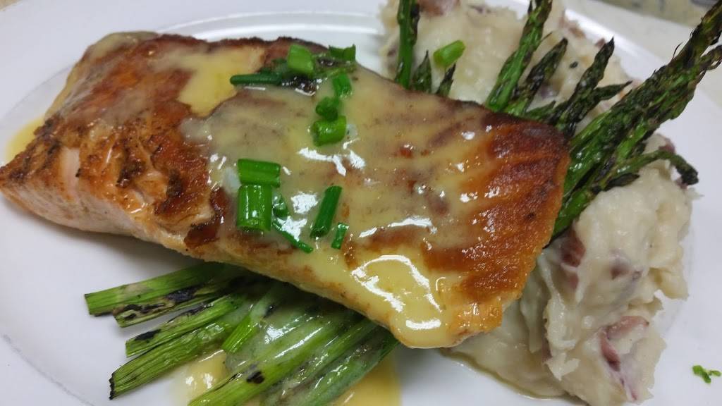 Kaleidoscope Restaurant & Lounge | restaurant | 100 Berlin Rd, Cromwell, CT 06416, USA | 8608072470 OR +1 860-807-2470