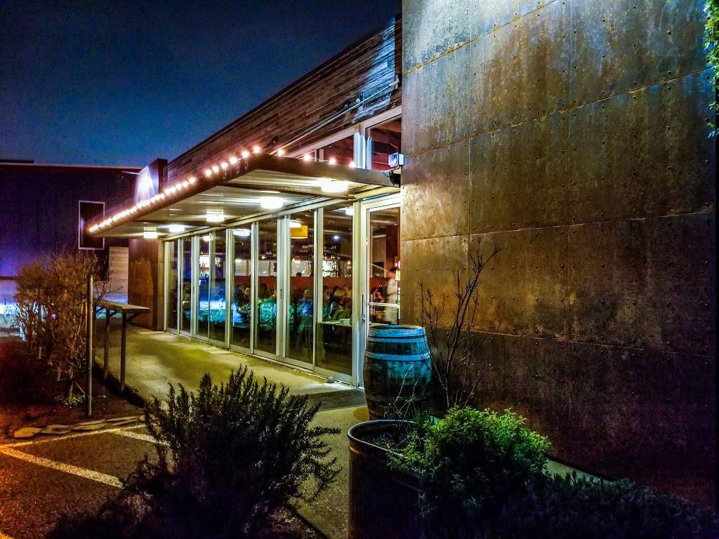 Laurelhurst Market | restaurant | 3155 E Burnside St, Portland, OR 97214, USA | 5032063097 OR +1 503-206-3097