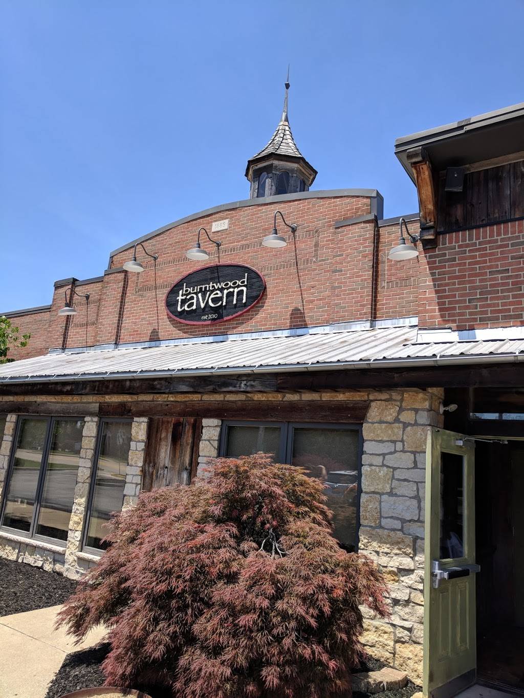 Burntwood Tavern Solon | restaurant | 33675 Solon Rd, Solon, OH 44139, USA | 4409140290 OR +1 440-914-0290
