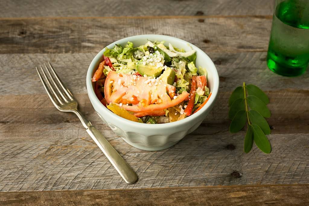 LuLus at the Pruneyard | restaurant | 1875 S Bascom Ave #165, Campbell, CA 95008, USA | 4085598226 OR +1 408-559-8226