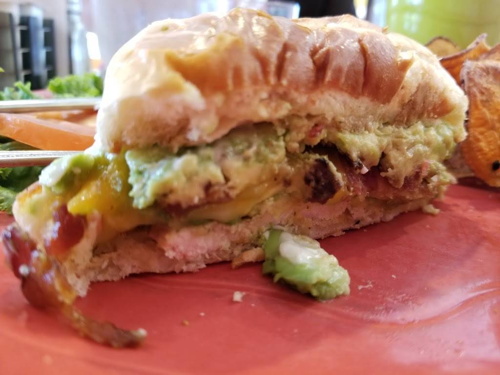 Pattis Sunrise Café | cafe | 78 Burr Ridge Pkwy, Burr Ridge, IL 60527, USA | 6304555504 OR +1 630-455-5504