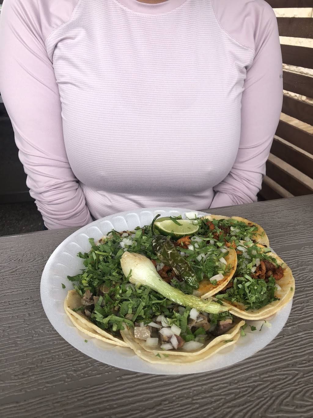 Mini Tacos El Reparo | restaurant | 1217 W Avenue H, Temple, TX 76504, USA | 2547278874 OR +1 254-727-8874