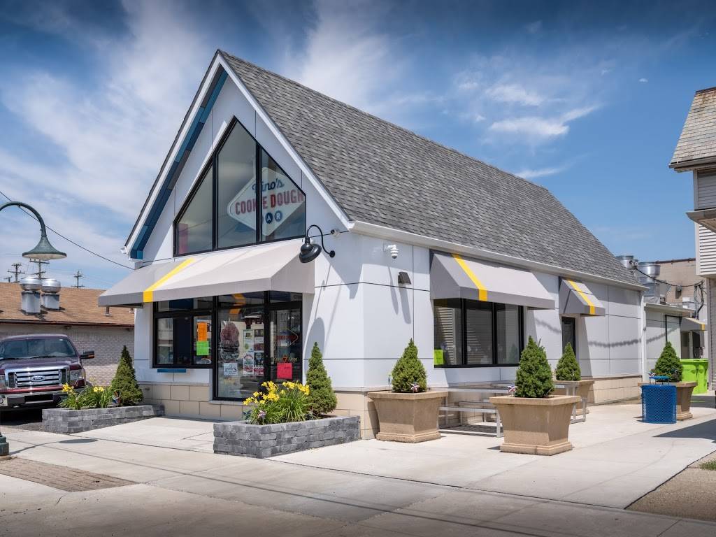 Krazy Greek | restaurant | 111 E University Dr, Rochester, MI 48307, USA | 2482666718 OR +1 248-266-6718