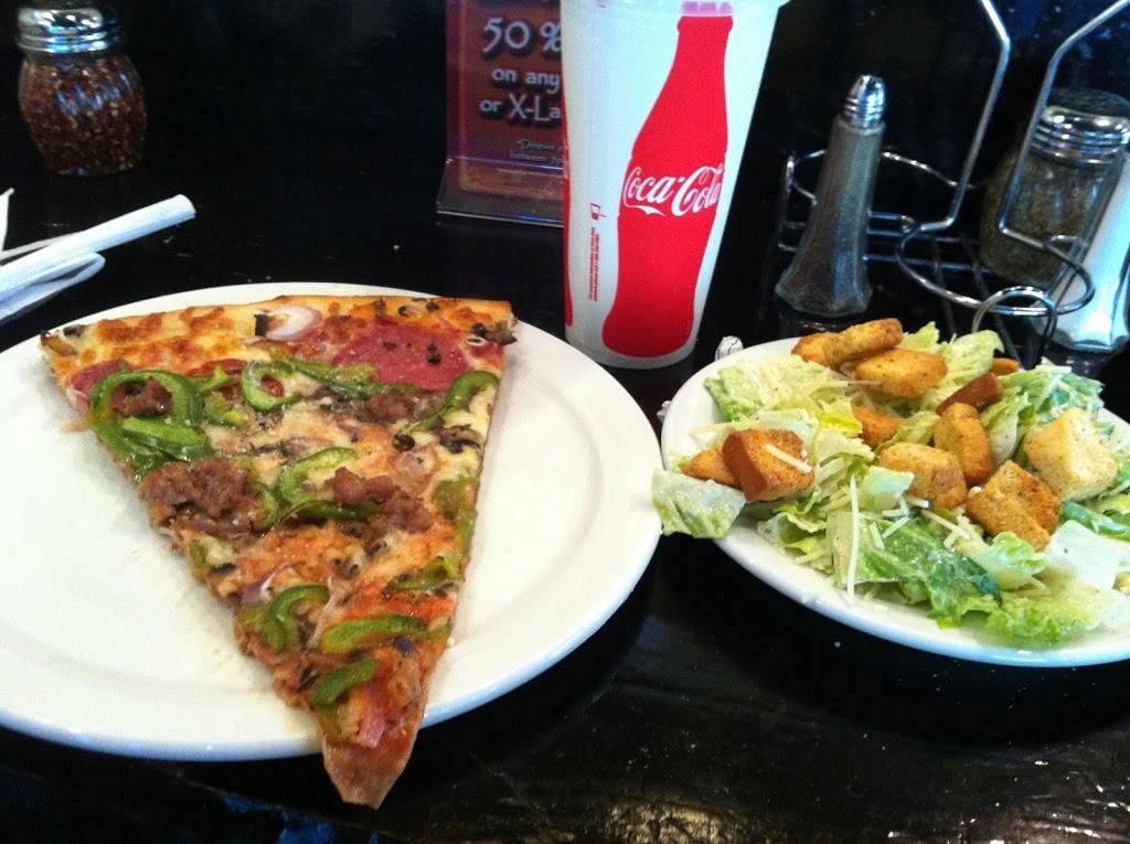 Gochees Pizza | meal delivery | 2 Embarcadero Center, San Francisco, CA 94111, USA | 4158349600 OR +1 415-834-9600