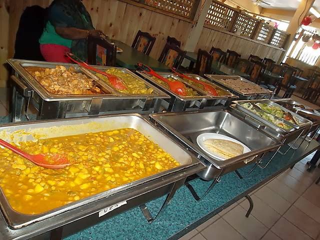 Tropical Heat Restaurant Ottawa | meal takeaway | 2784 A Lancaster Rd, Ottawa, ON K1B 4S4, Canada | 6138670399 OR +1 613-867-0399