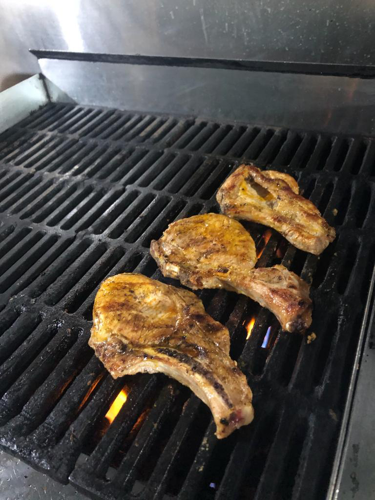 Jeddies Restaurant and Bar | restaurant | 3700 N Kedzie Ave, Chicago, IL 60618, USA | 7736032406 OR +1 773-603-2406