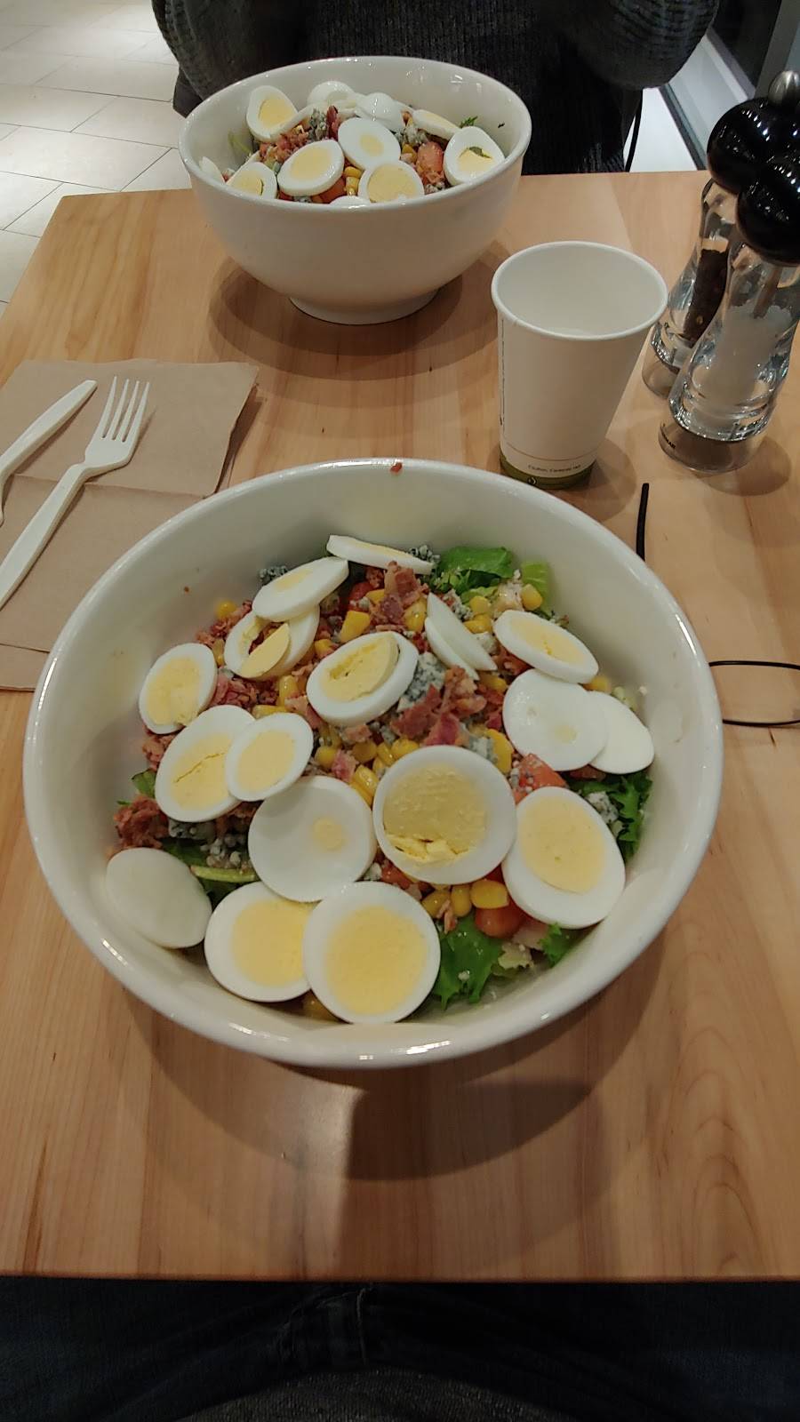 Freshii | restaurant | 1191 Rue de Courchevel, Saint-Romuald, QC G6W 8H1, Canada | 4187413475 OR +1 418-741-3475