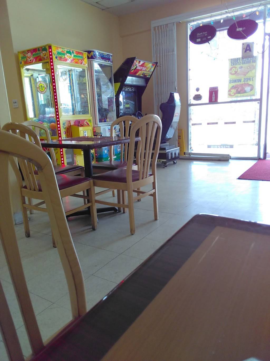 Giant Pizza King | meal delivery | 6585 Osler St # 102, San Diego, CA 92111, USA | 8582792999 OR +1 858-279-2999