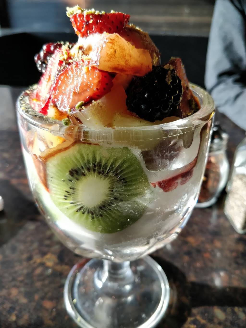 Watan Kabob | restaurant | 2661 Dundas St W, Mississauga, ON L5K 1R9, Canada | 9058202661 OR +1 905-820-2661