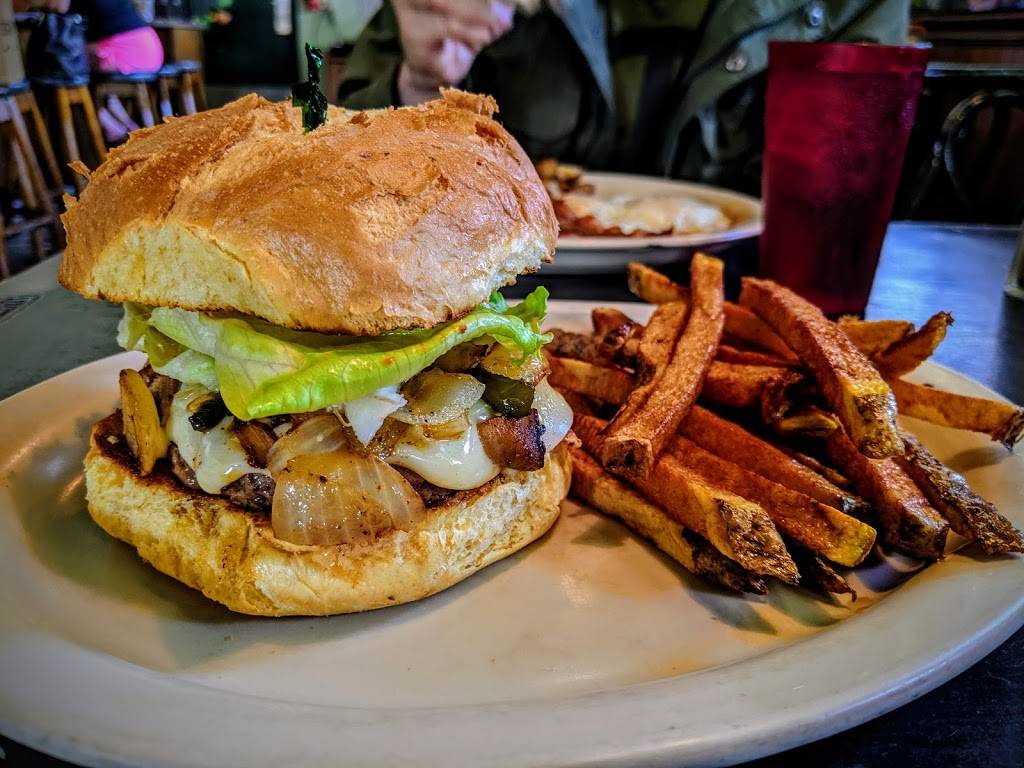 Mullins Diner | restaurant | 876 Progress St, Pittsburgh, PA 15212, USA | 4122317084 OR +1 412-231-7084