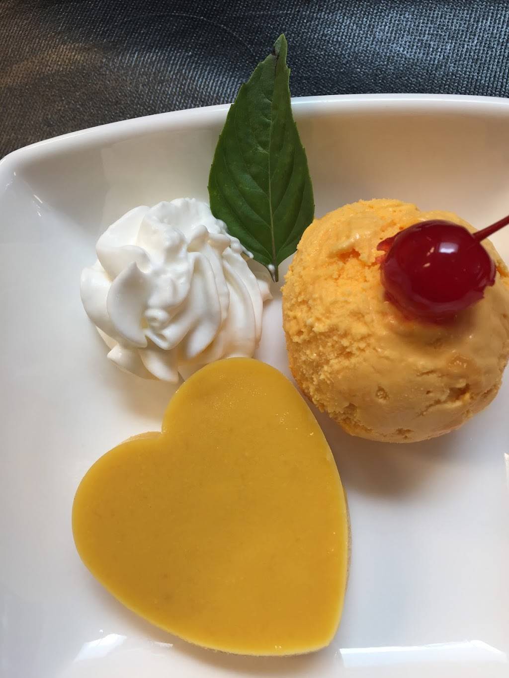 Spice Me Thai Cuisine | restaurant | 500 Purissima St, Half Moon Bay, CA 94019, USA | 6505600076 OR +1 650-560-0076