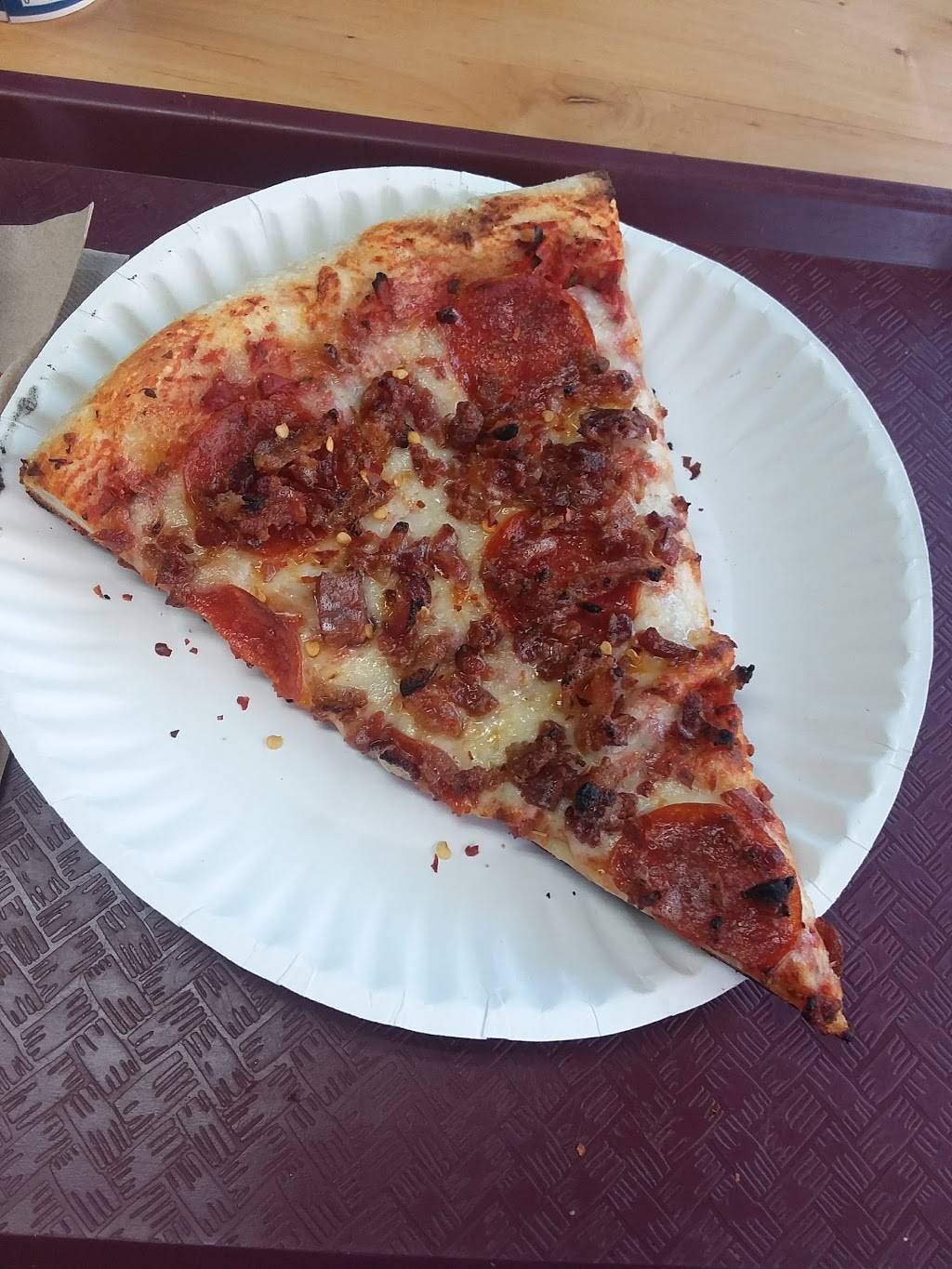 Georgios Pizza | restaurant | 120 Charles St, East Lansing, MI 48823, USA | 5173339990 OR +1 517-333-9990