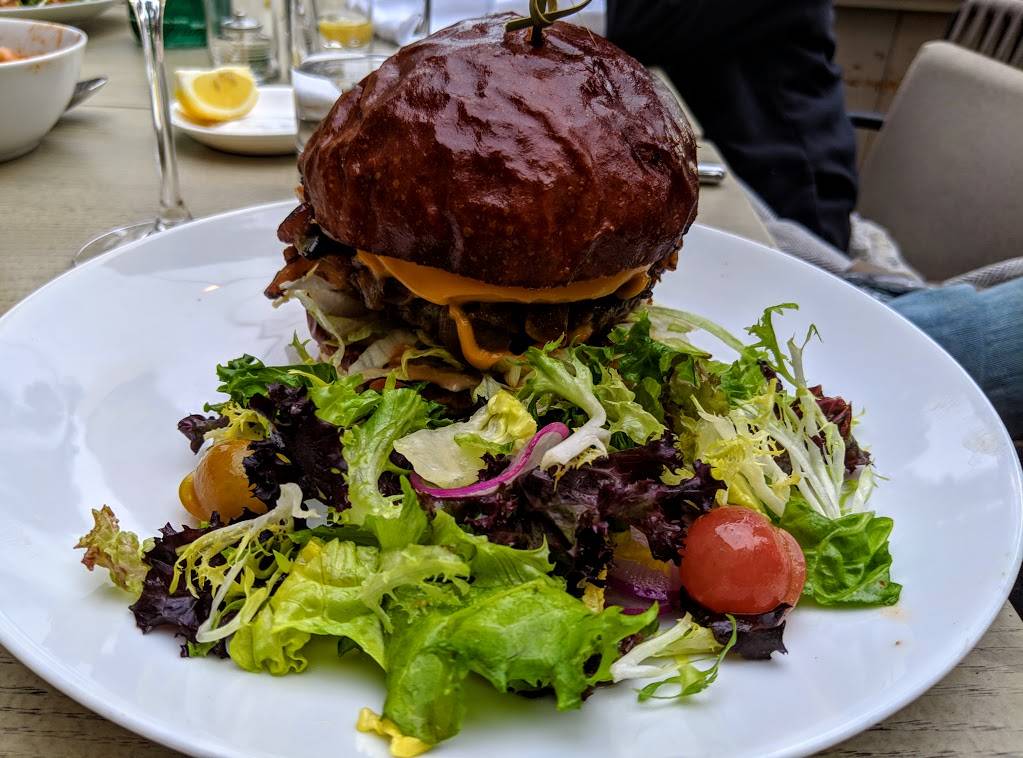 Olivers | restaurant | 1198 Coast Village Rd, Santa Barbara, CA 93108, USA | 8059690834 OR +1 805-969-0834