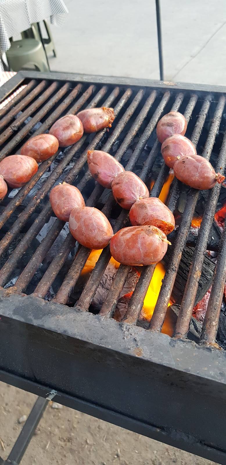 Tlayudas oaxaqueñas | restaurant | Paseos del Florido Calif, 22237 Tijuana, B.C., Mexico | 015571100815 OR +52 55 7110 0815