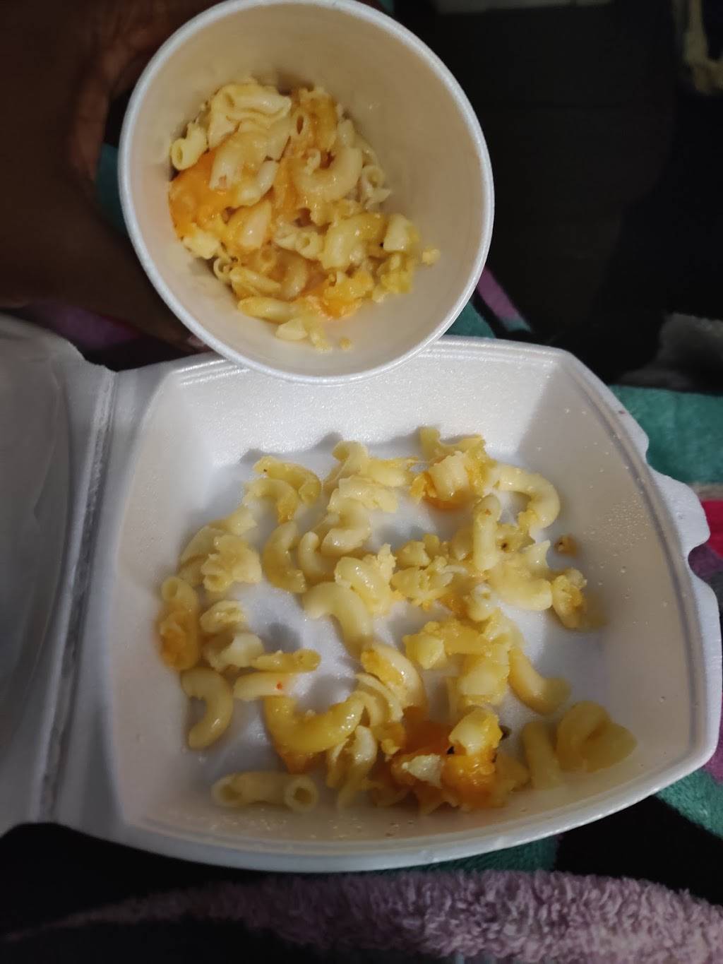 Favors | restaurant | 2867 N Taylor St, Philadelphia, PA 19132, USA | 2674550244 OR +1 267-455-0244