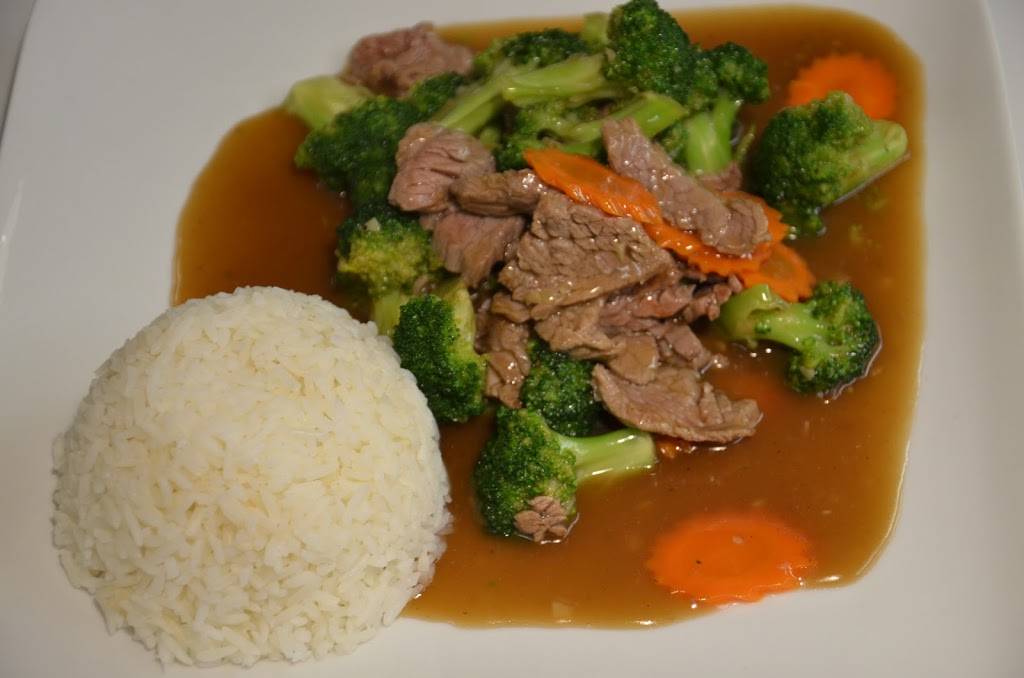 Thai All Seasons | restaurant | 11 South Ave, Whitman, MA 02382, USA | 7815231694 OR +1 781-523-1694