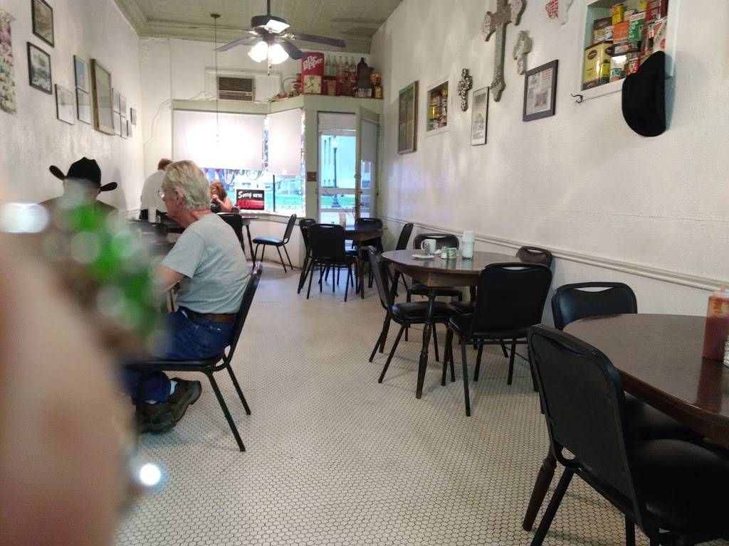 Louises Cafe | restaurant | 103 S Lamar St, Eastland, TX 76448, USA | 2546292949 OR +1 254-629-2949