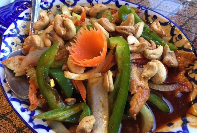 Reign of Thai | restaurant | 12032 N Cave Creek Rd, Phoenix, AZ 85020, USA | 6023289000 OR +1 602-328-9000