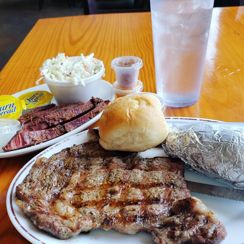 Circle M Bar-B-Que & TX Grill | restaurant | 9003 Interstate 20 Access Rd, Eastland, TX 76448, USA | 2546310058 OR +1 254-631-0058