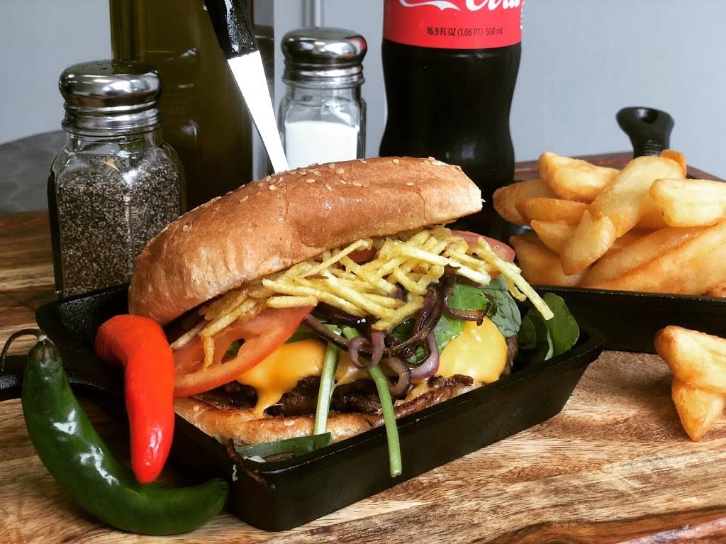 The Nook Eatery | restaurant | 229 Main St, New Rochelle, NY 10801, USA | 9142356665 OR +1 914-235-6665