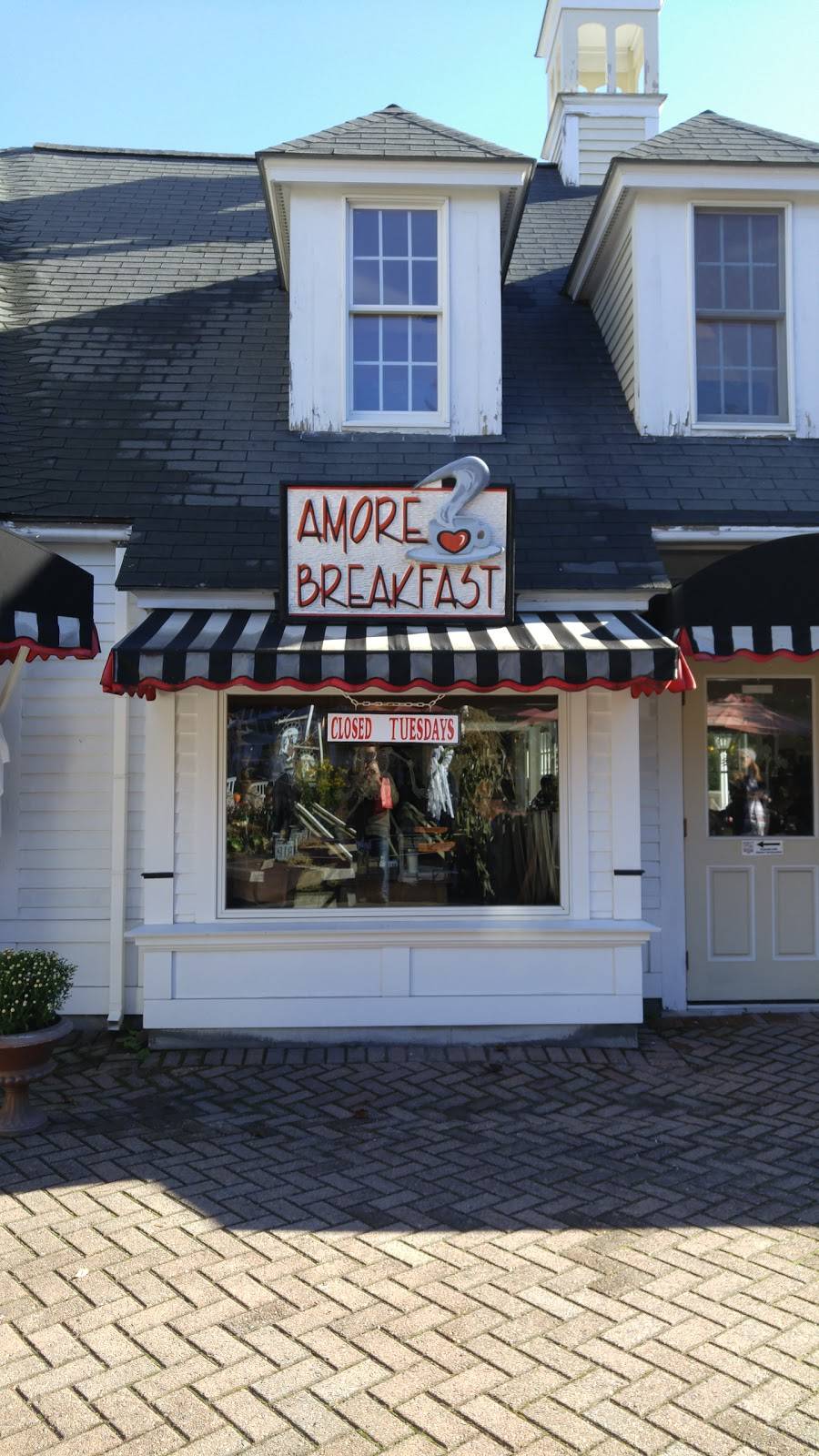 Amore Breakfast | restaurant | 87 Main Street- Box 684 At the blinking light, Ogunquit, ME 03907, USA | 2076466667 OR +1 207-646-6667