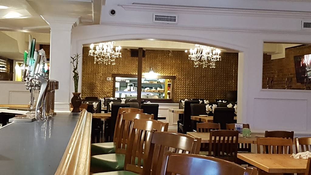 Mos Kitchen & Tavern | restaurant | 234 Lakeshore Rd E, Oakville, ON L6J 1H7, Canada | 9058440234 OR +1 905-844-0234