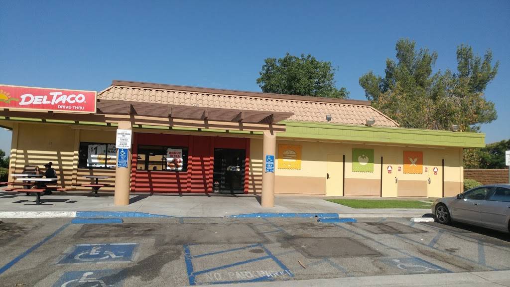 Del Taco | meal takeaway | 3702 Highland Ave, Highland, CA 92346, USA | 9098644504 OR +1 909-864-4504
