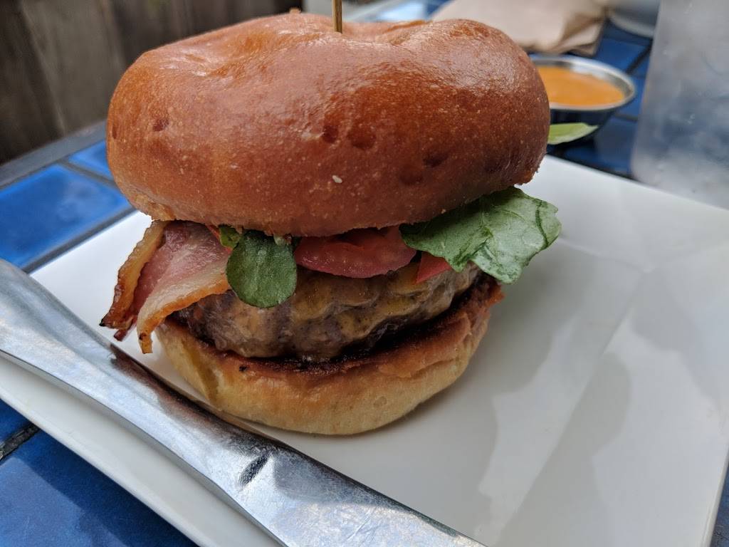 Belly | restaurant | 1901 San Pablo Ave, Oakland, CA 94612, USA | 5108390000 OR +1 510-839-0000