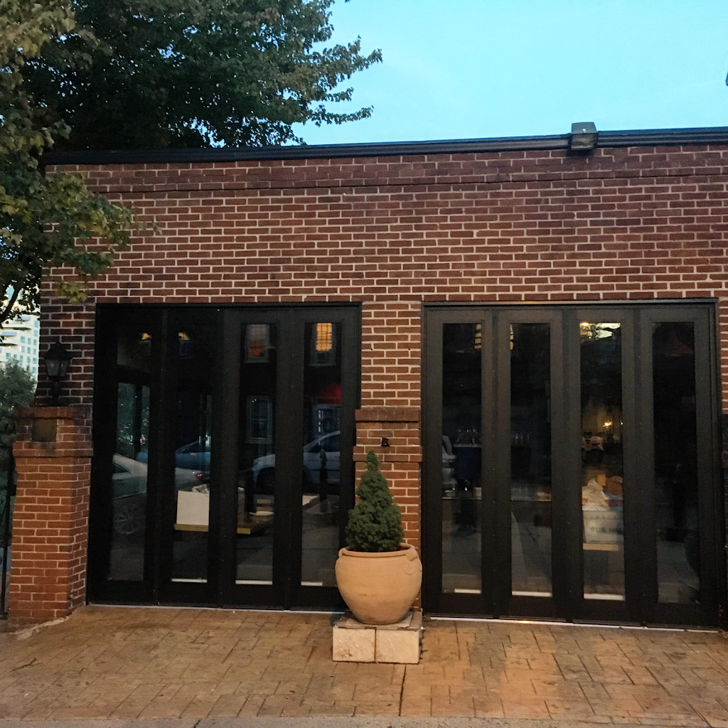 Fiore Fine Foods | restaurant | 757 S Front St, Philadelphia, PA 19147, USA | 2153390509 OR +1 215-339-0509