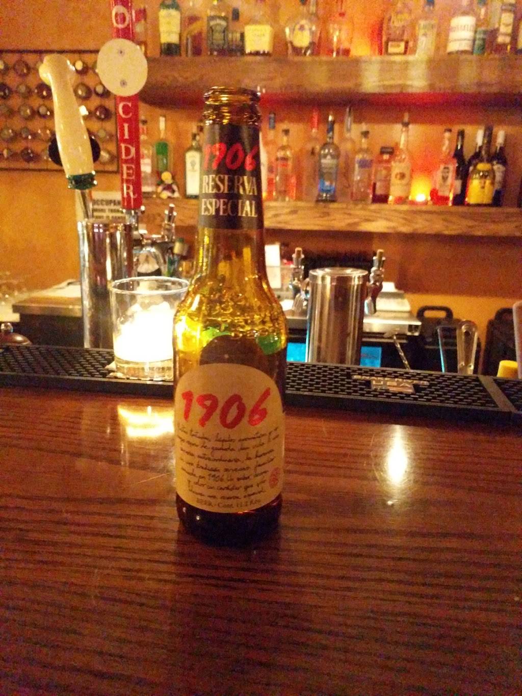 Azucar Tapas | restaurant | 2647 N Kedzie Ave, Chicago, IL 60647, USA | 7734866464 OR +1 773-486-6464