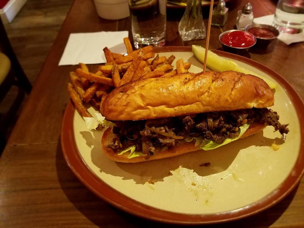 Mackies Bar & Grill | restaurant | 907 King St, Alexandria, VA 22314, USA | 7036843288 OR +1 703-684-3288