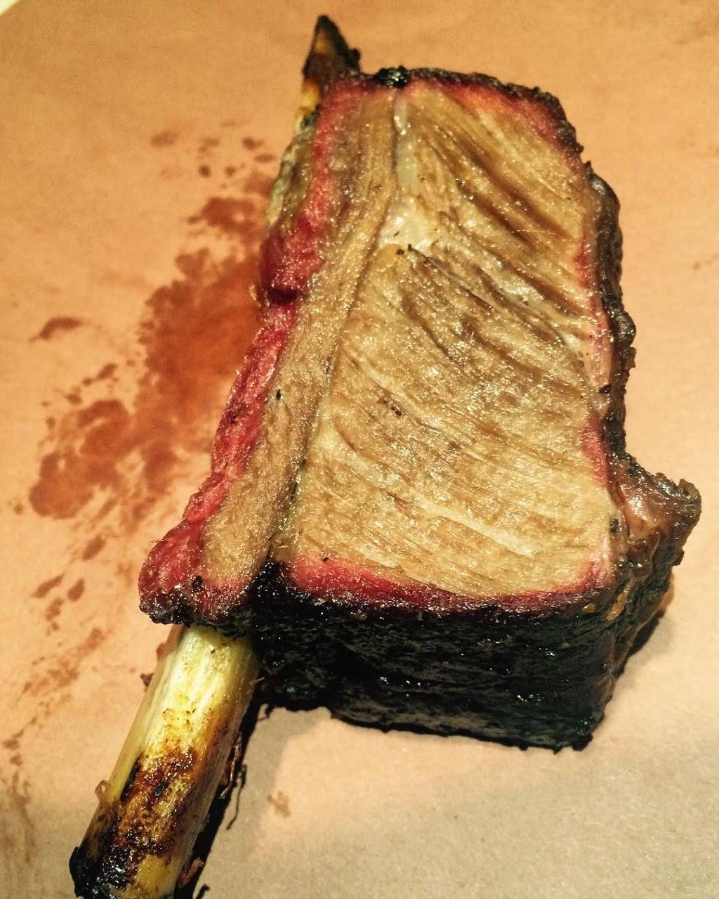 The Lancaster Smokehouse | restaurant | 574 Lancaster St W, Kitchener, ON N2K 1M3, Canada | 5197434331 OR +1 519-743-4331